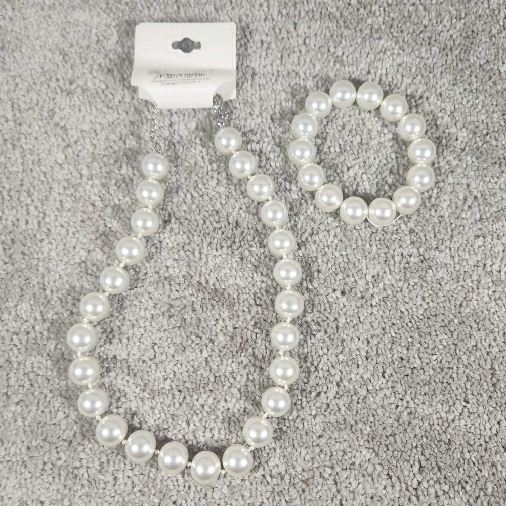 Studio Works Pearl Necklace and Bracelet Set Cream Faux Pearl Women OS